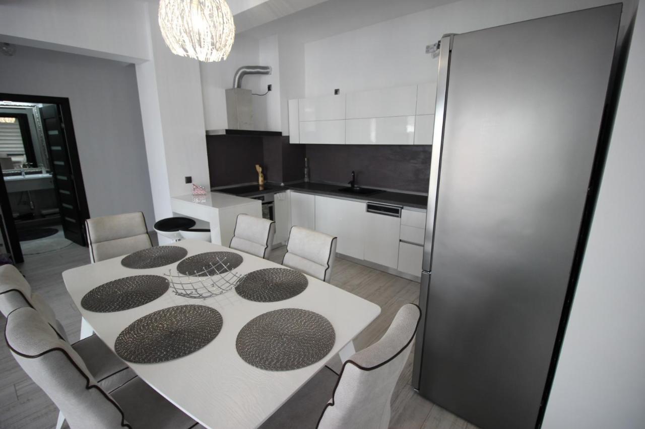 Apartament Diana เตอร์กู-มูเรช ภายนอก รูปภาพ