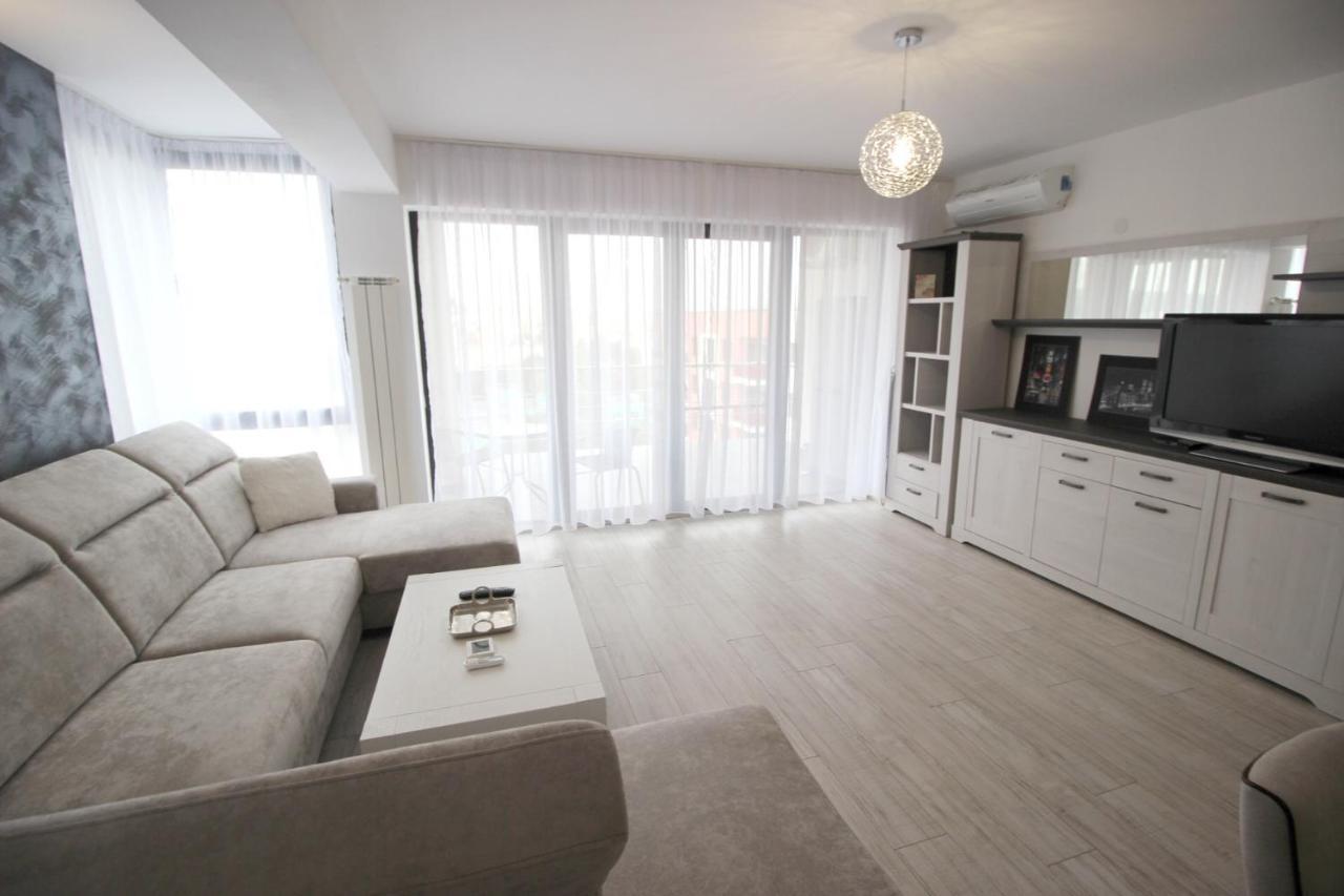 Apartament Diana เตอร์กู-มูเรช ภายนอก รูปภาพ