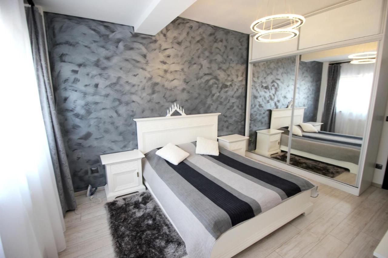 Apartament Diana เตอร์กู-มูเรช ภายนอก รูปภาพ