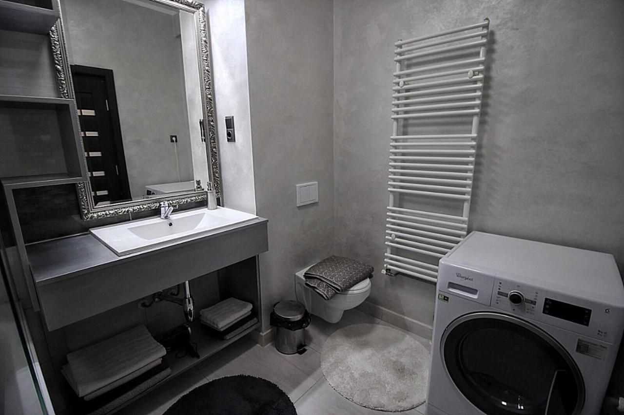 Apartament Diana เตอร์กู-มูเรช ภายนอก รูปภาพ